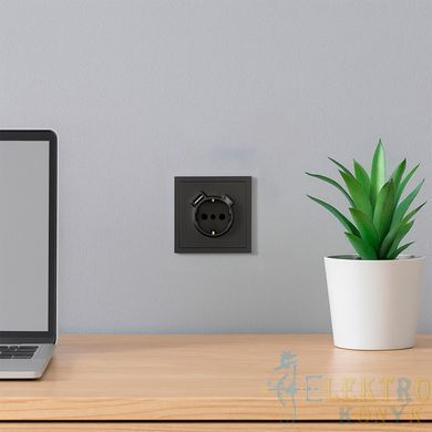 Купити Розетка одинарна із заземленням та USB-A+C 20W Ardero Soft механізм (Чорний) у Львові, Києві, Дніпрі, Одесі, Харкові